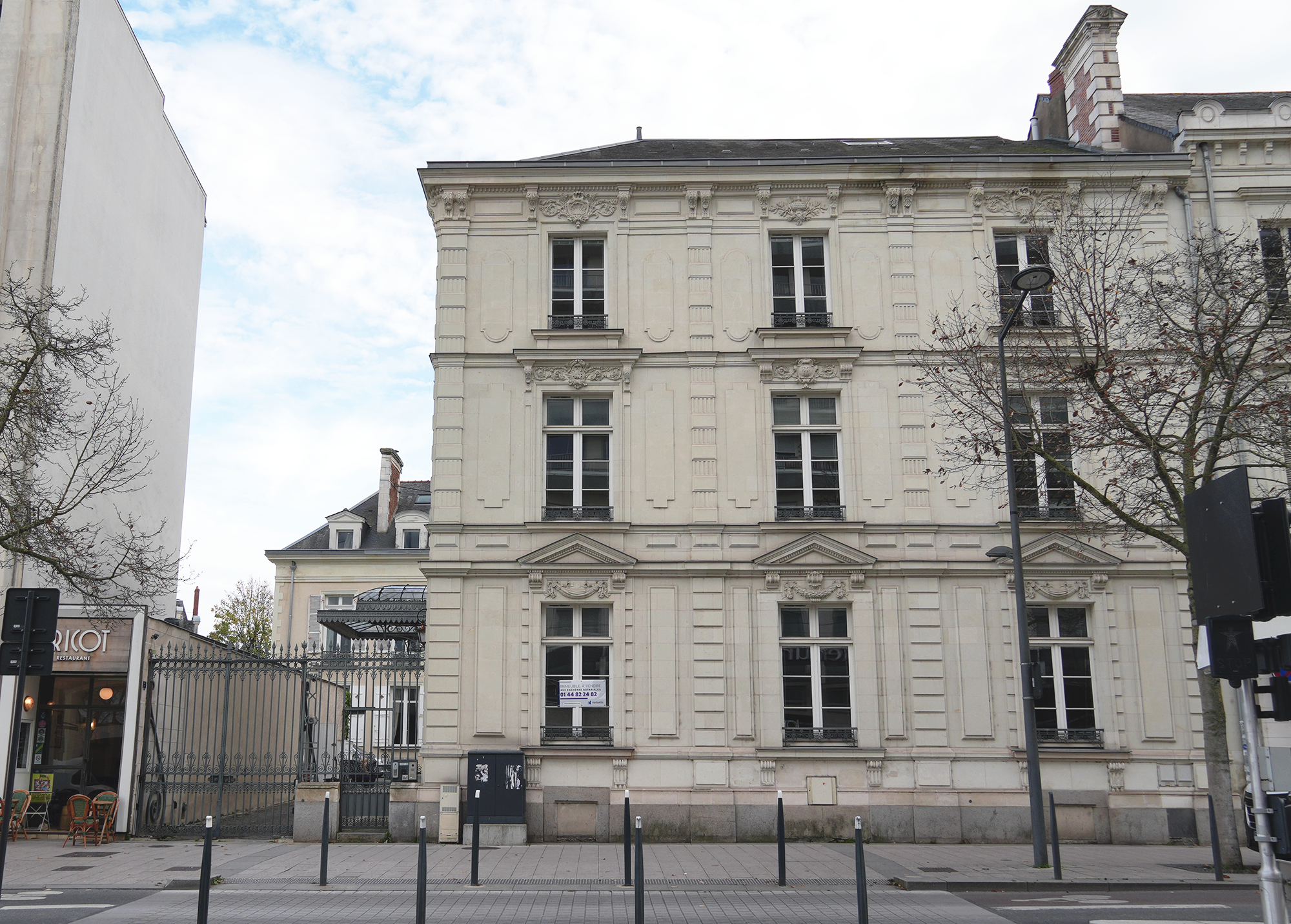 Building at 9 boulevard du Maréchal Foch, Angers